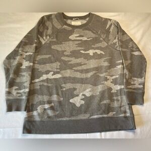 American Eagle Gray Camo Crewneck Sweatshirt Jegging Fit Fleece Mens Medium